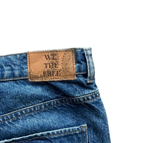 NWT Free People We the Free Zane Relaxed Slim Straight Jeans Mellow Blue 28 - Picture 5 of 12